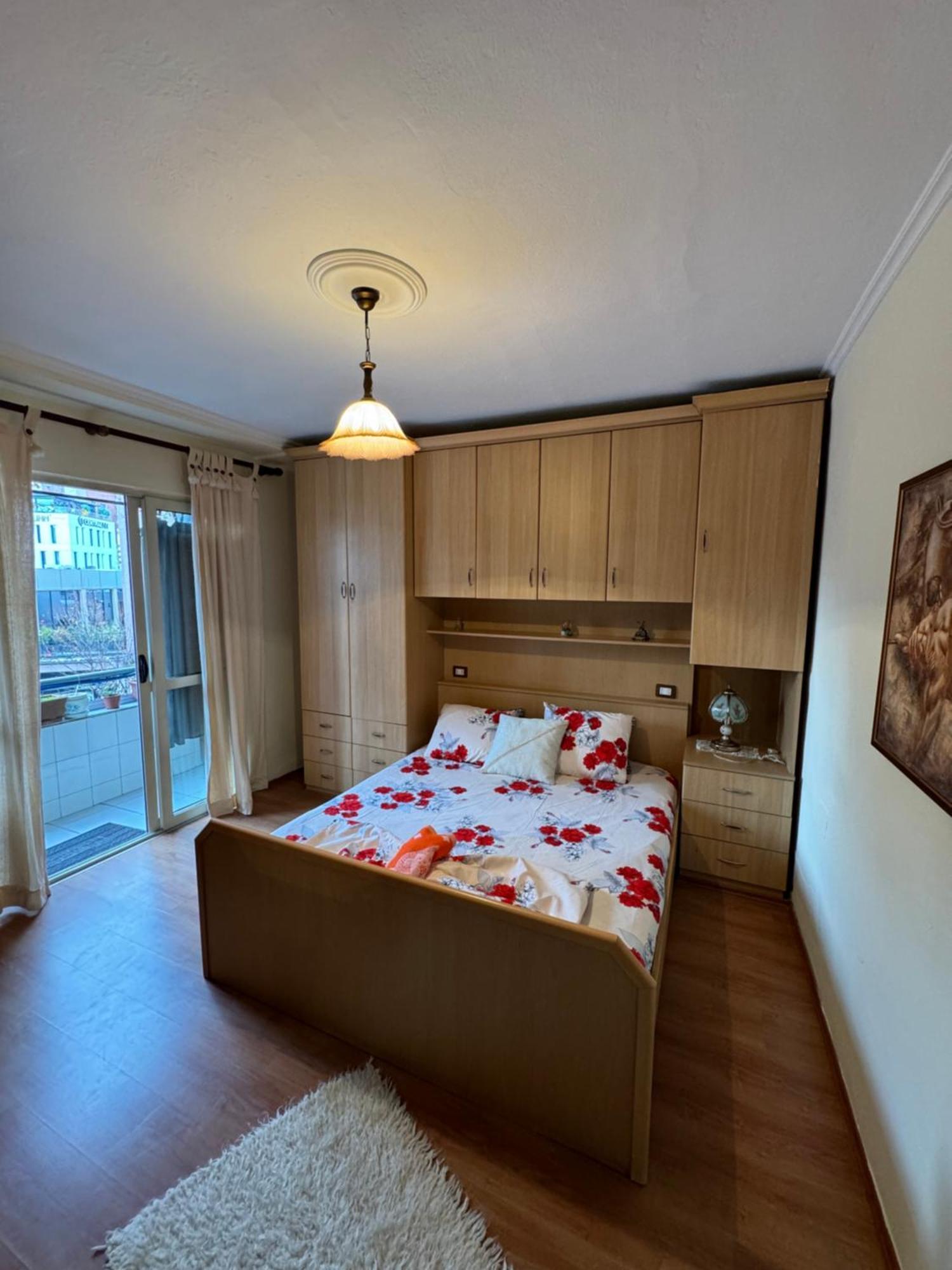 Centre Lions Gate 10 Apartament