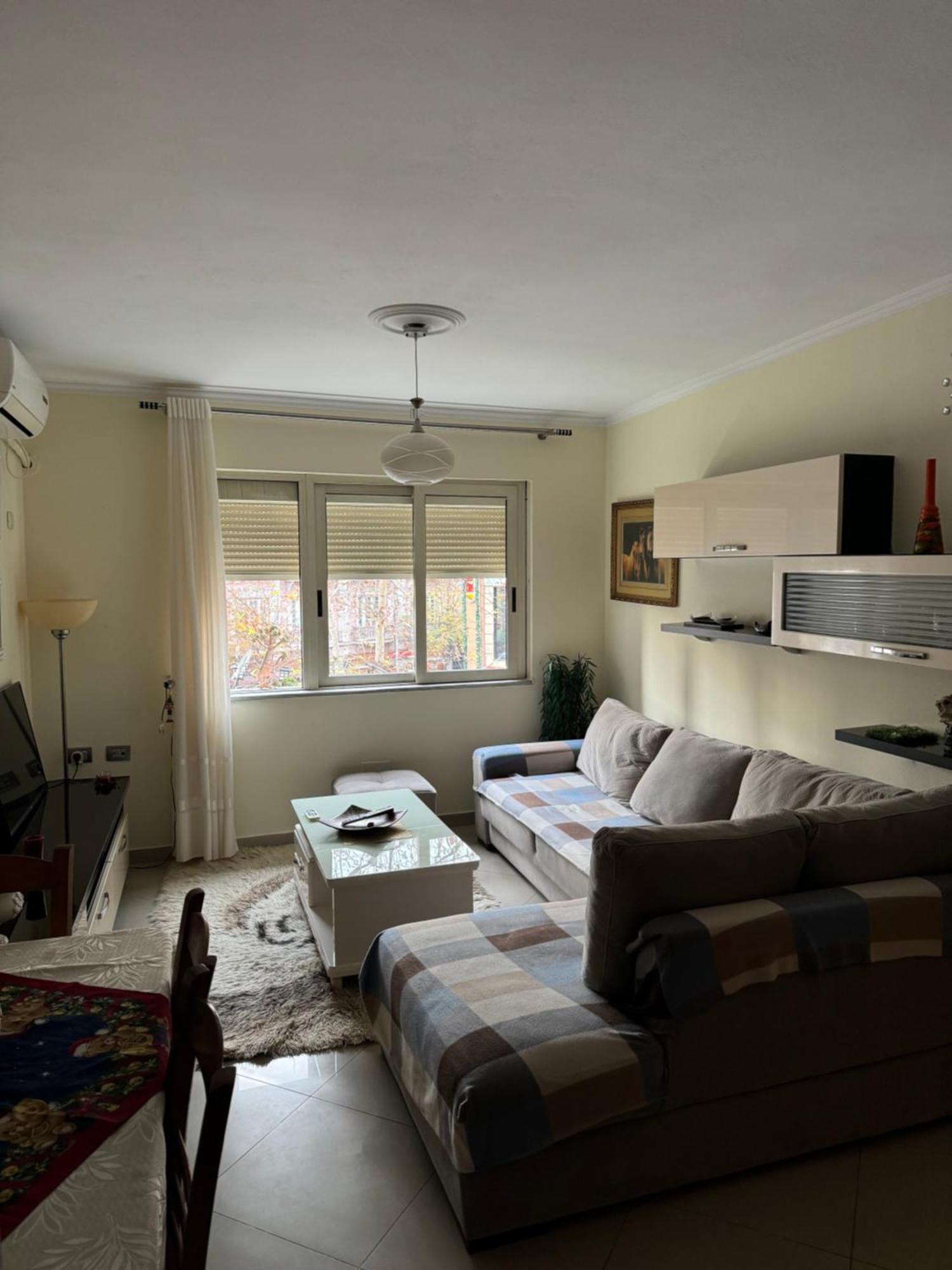 Apartament Centre Lions Gate 10 Tirana